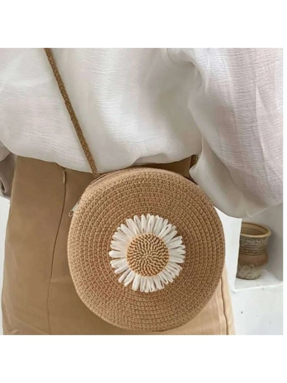 Round Mini Flower Straw Bag